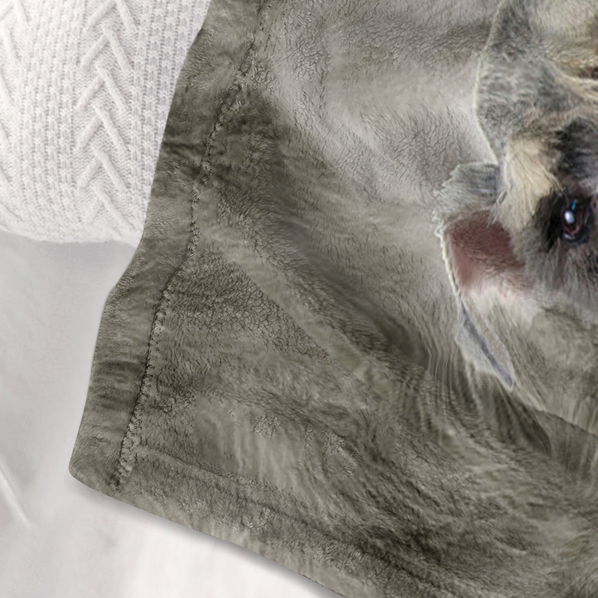 Schnauzer Flannel Blankets Cozy Blanket Super Soft Cozy Warm Puppy Dog Throw Blanket For Couch Chair Bed Sofa Office Cute Schnauzer Gifts 75x100cm